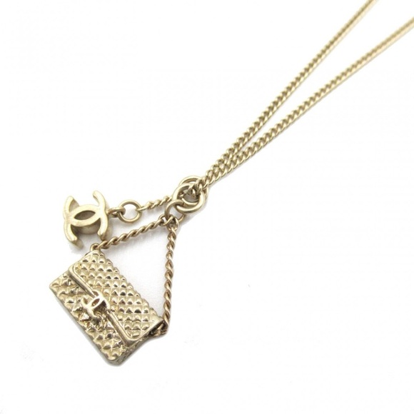 CHANEL Matelasse Bag Purse Pendant Necklace Gold Plated Used GHW 15” Chain O/S - Picture 1 of 7